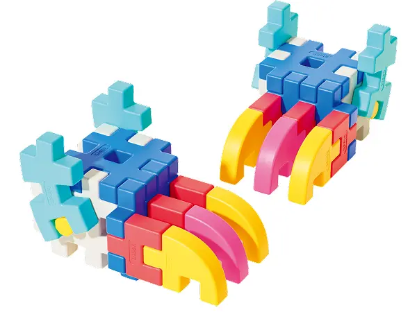 Building blocks mechanical claw model